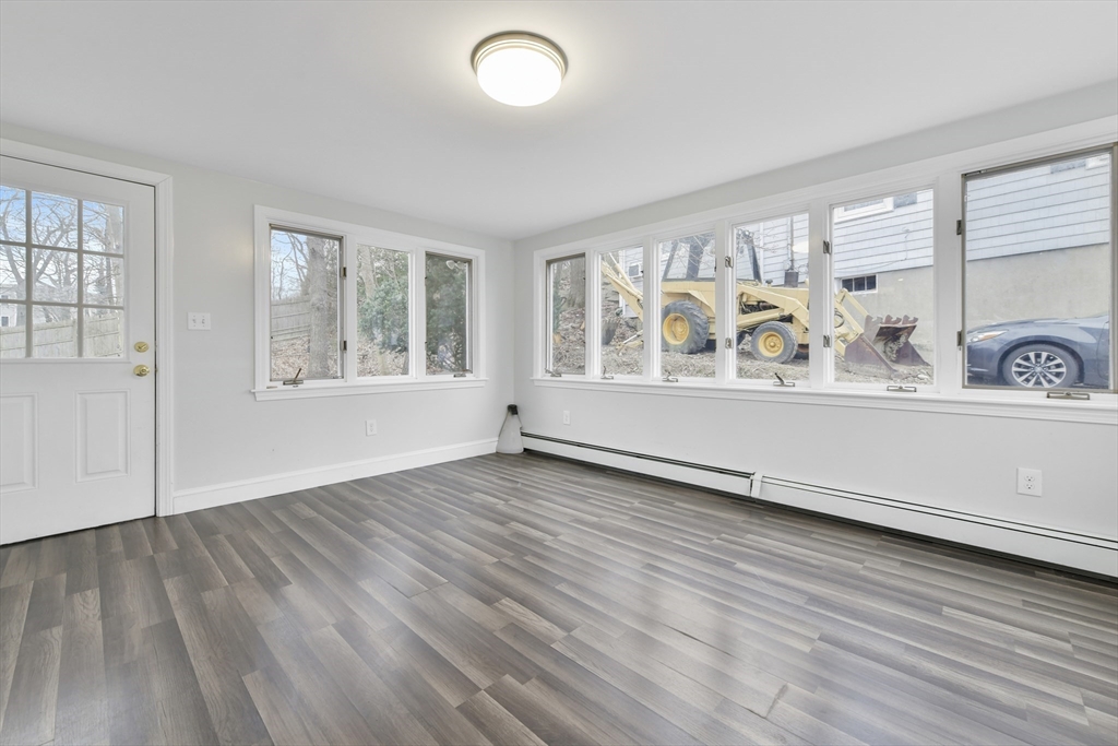 58 Faxon Ln