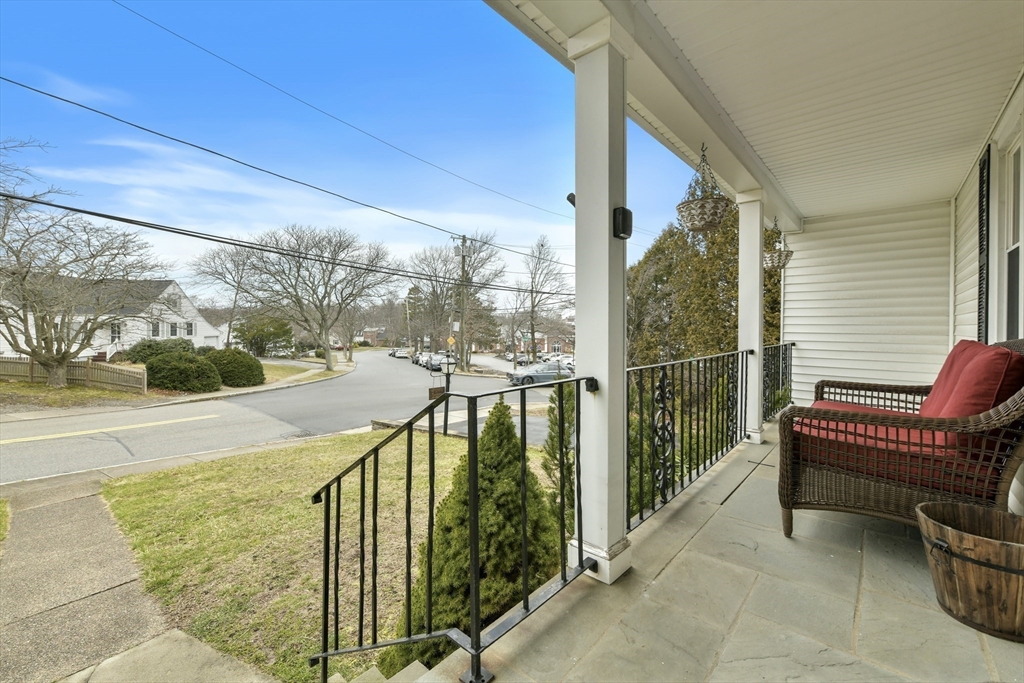 58 Faxon Ln