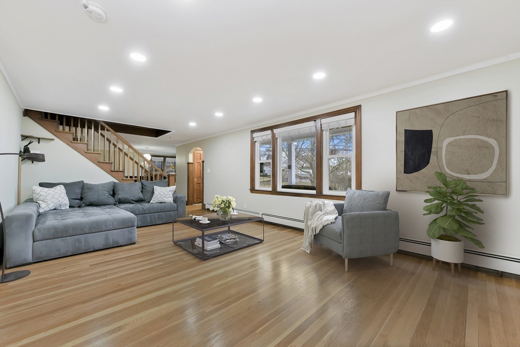 58 Faxon Ln
