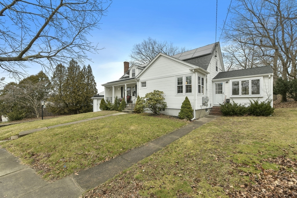 58 Faxon Ln