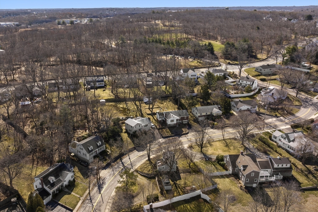 58 Faxon Ln