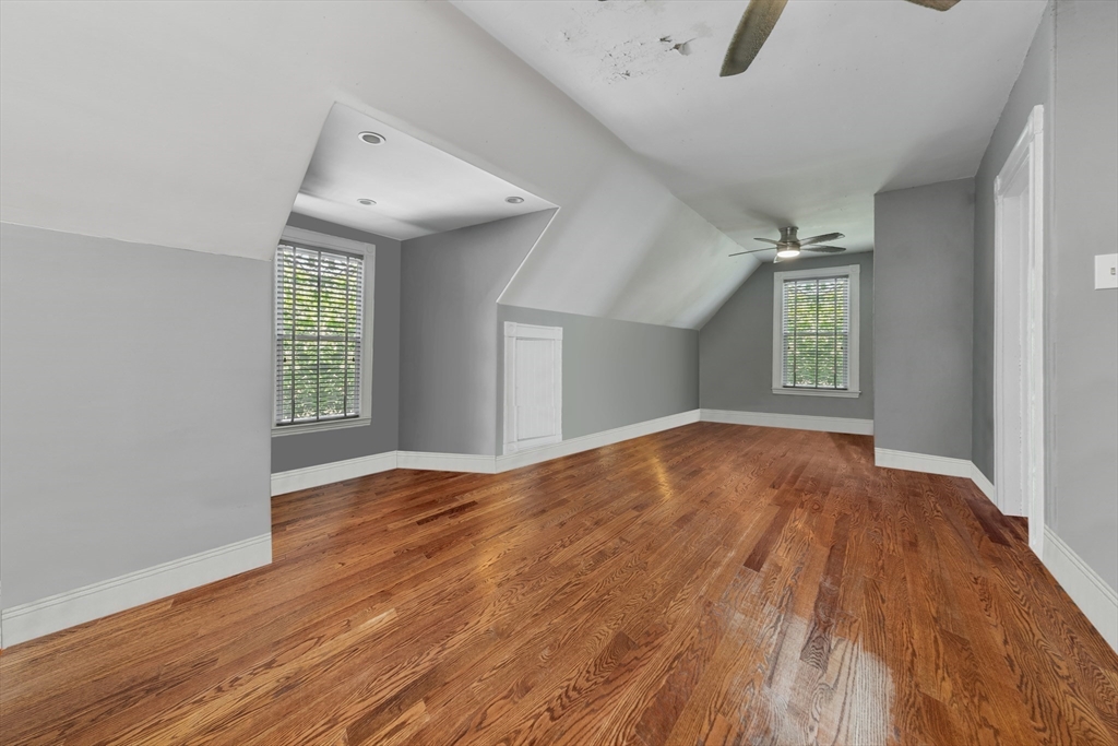 63 Bakersfield St