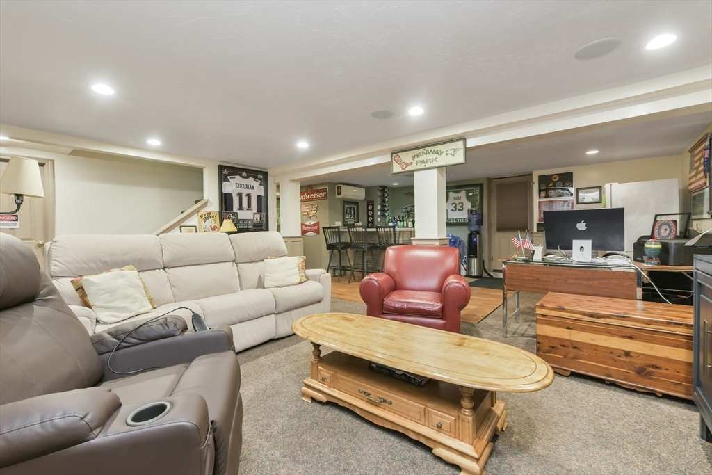 48 Granite St