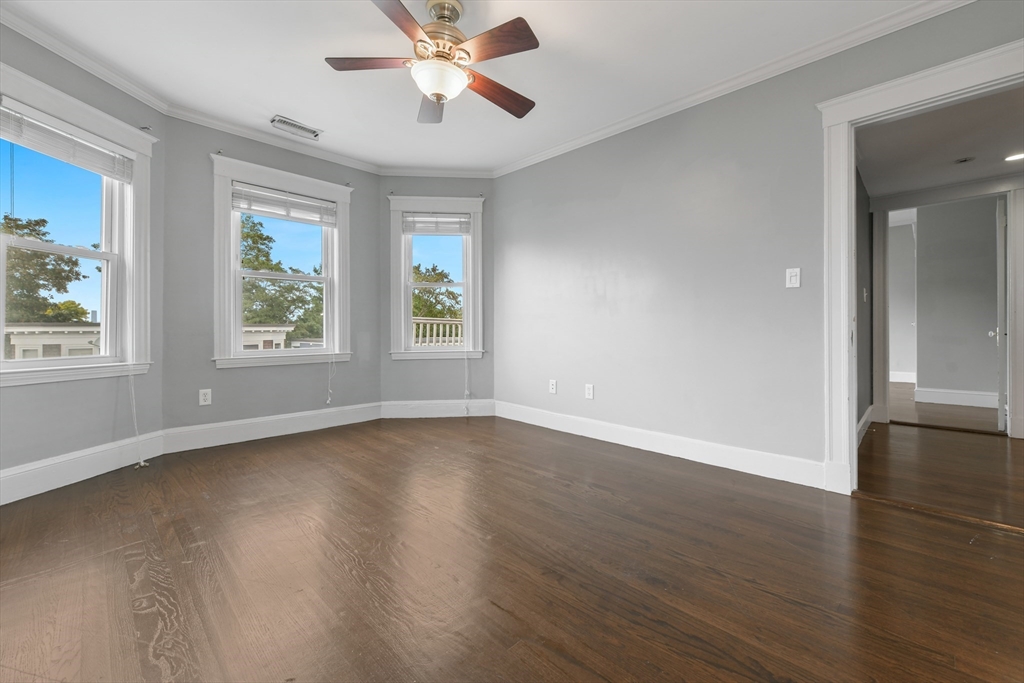 20 Thelma Rd Unit: 3rd