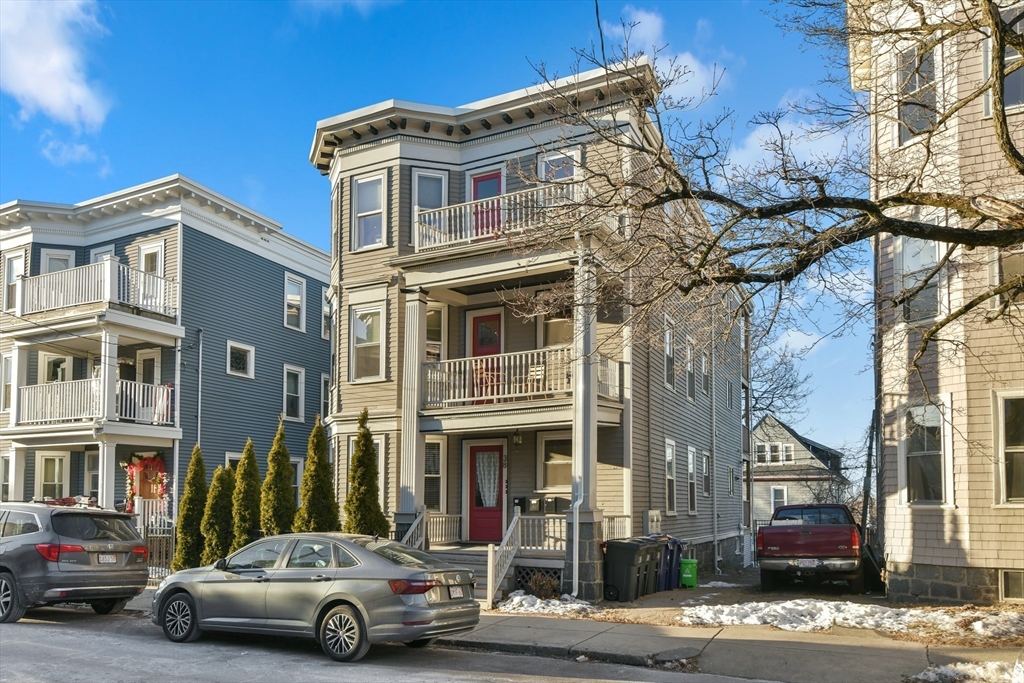 38 Rosemont St # 3