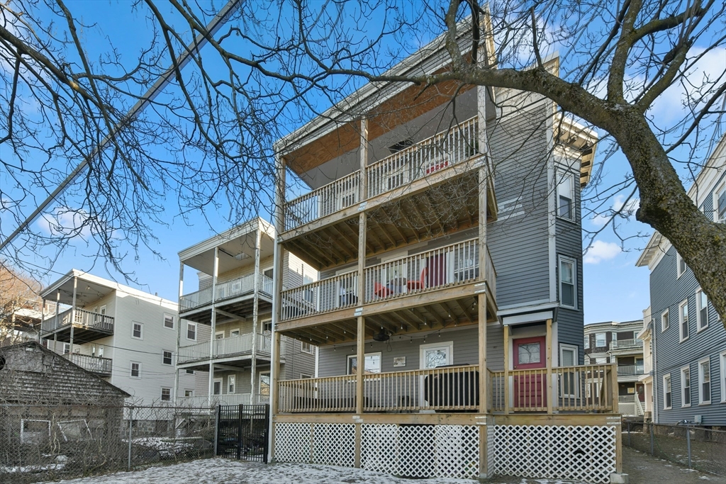 38 Rosemont St # 3
