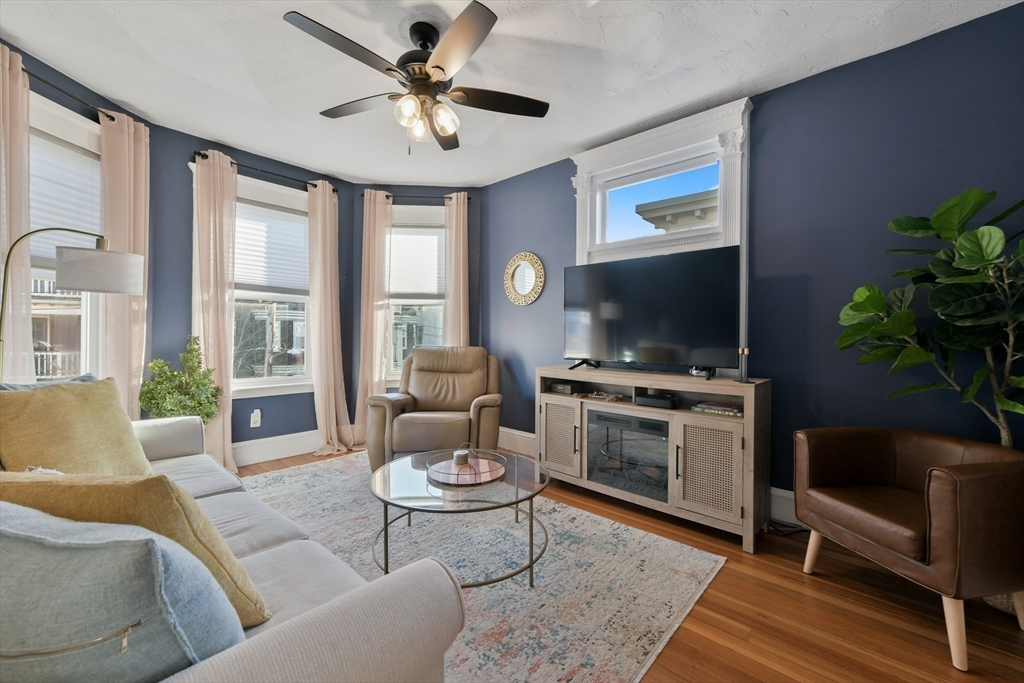 38 Rosemont St # 3