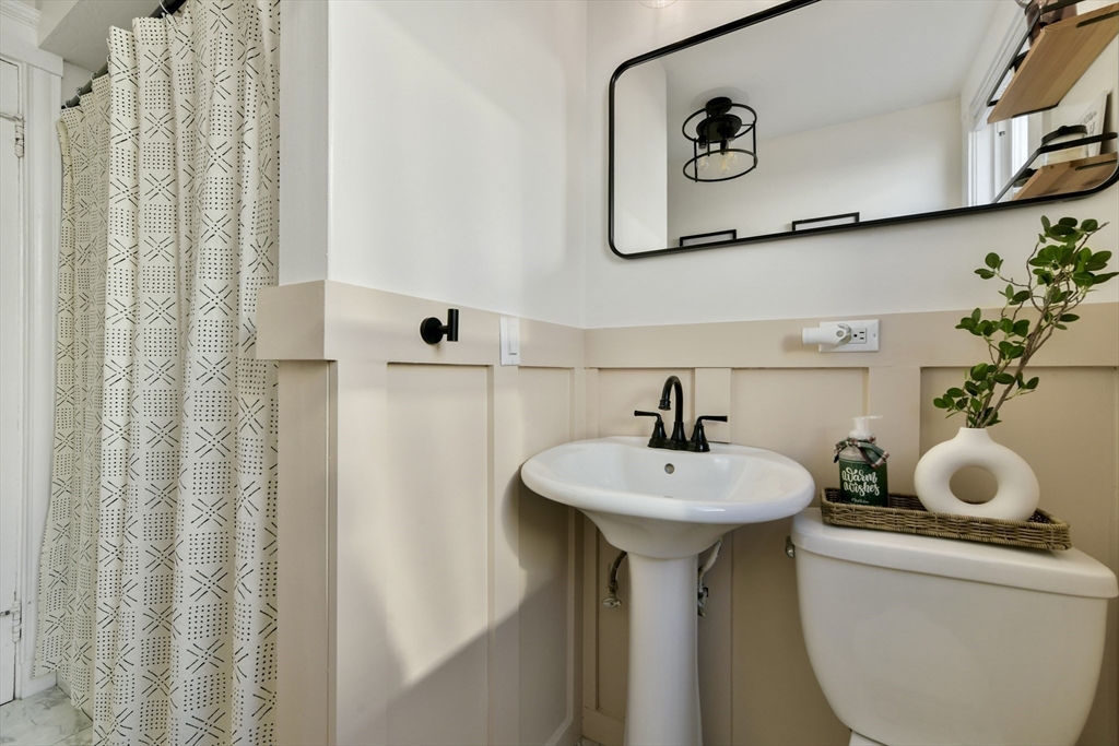 38 Rosemont St # 3