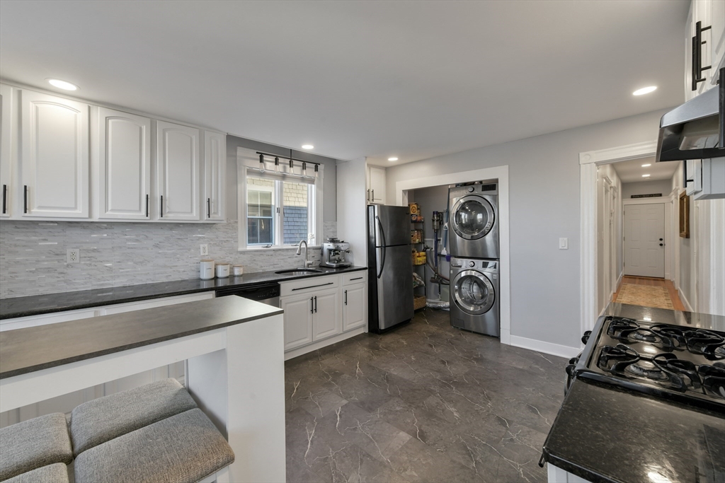 38 Rosemont St # 3