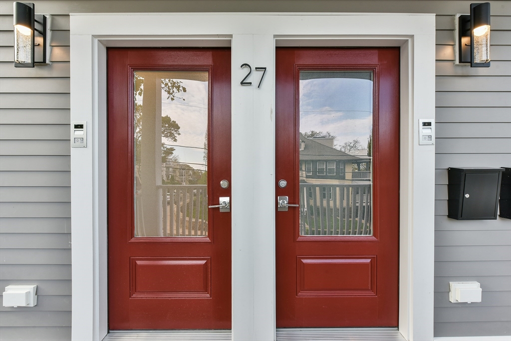 27 Salcombe St # 1