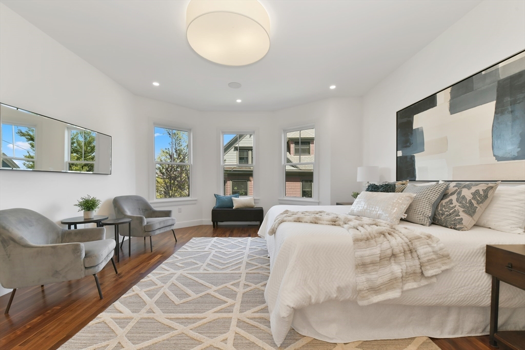 27 Salcombe St # 1