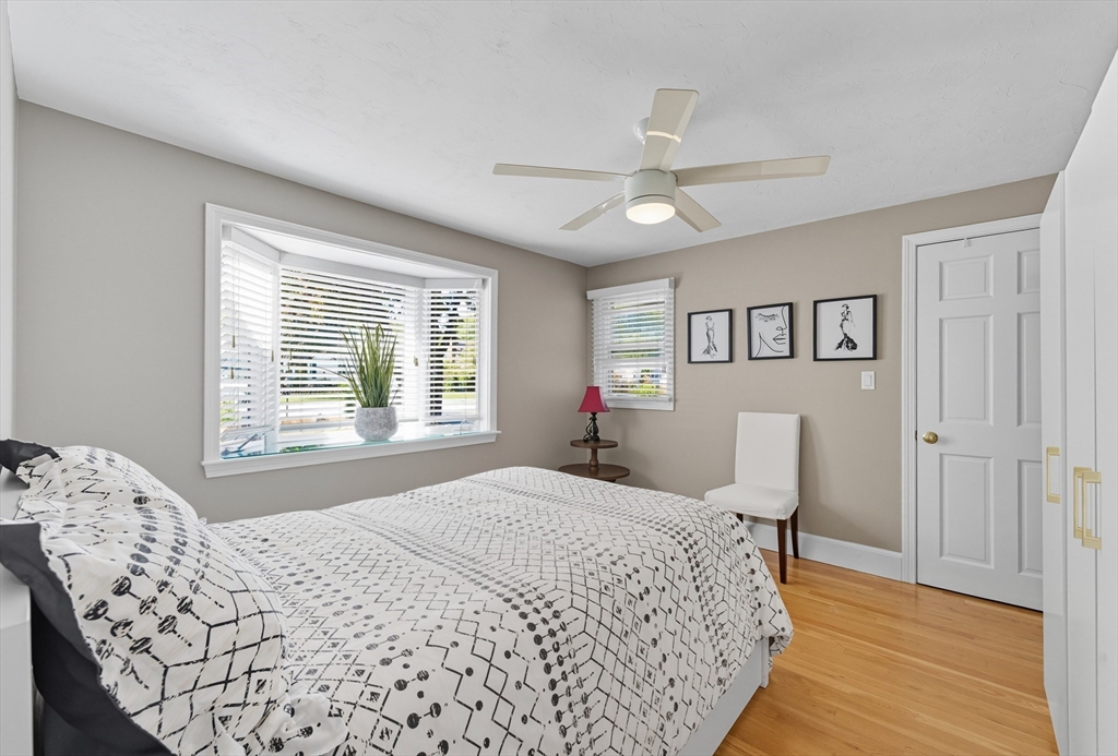 27 Joclyn Ave