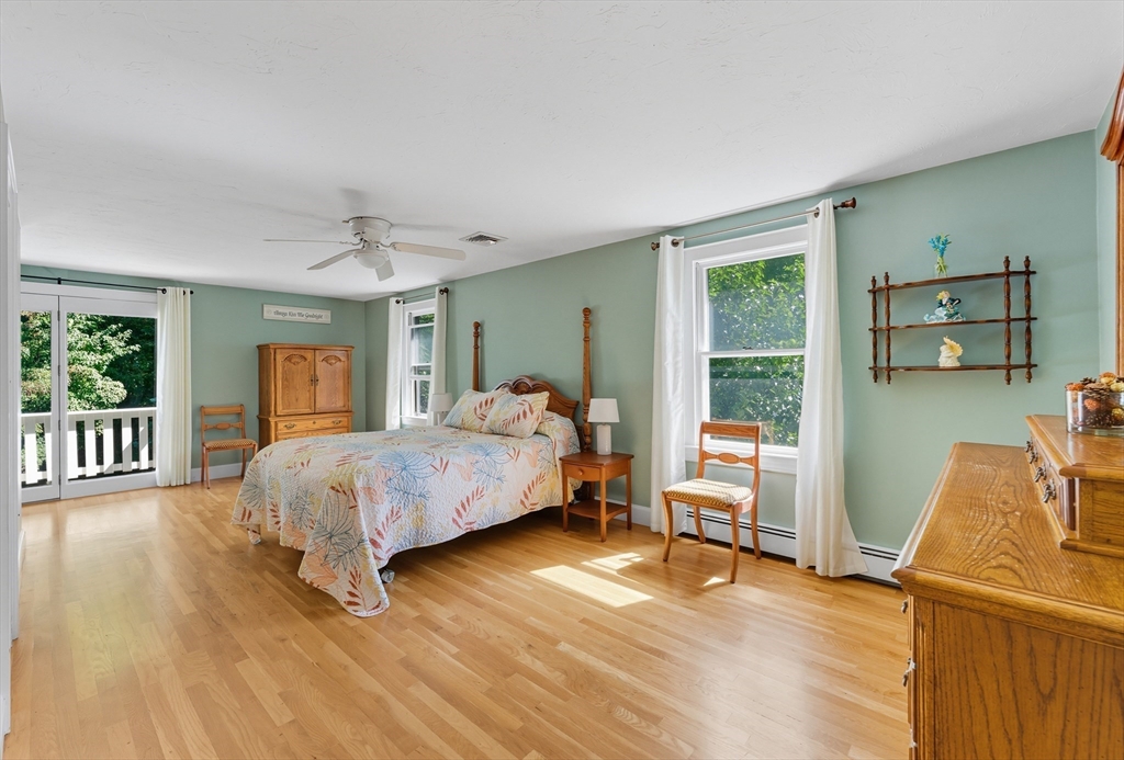 27 Joclyn Ave
