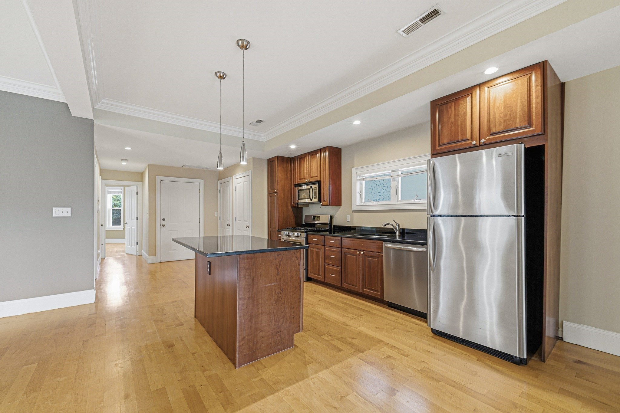 5 Mount Vernon St # 2