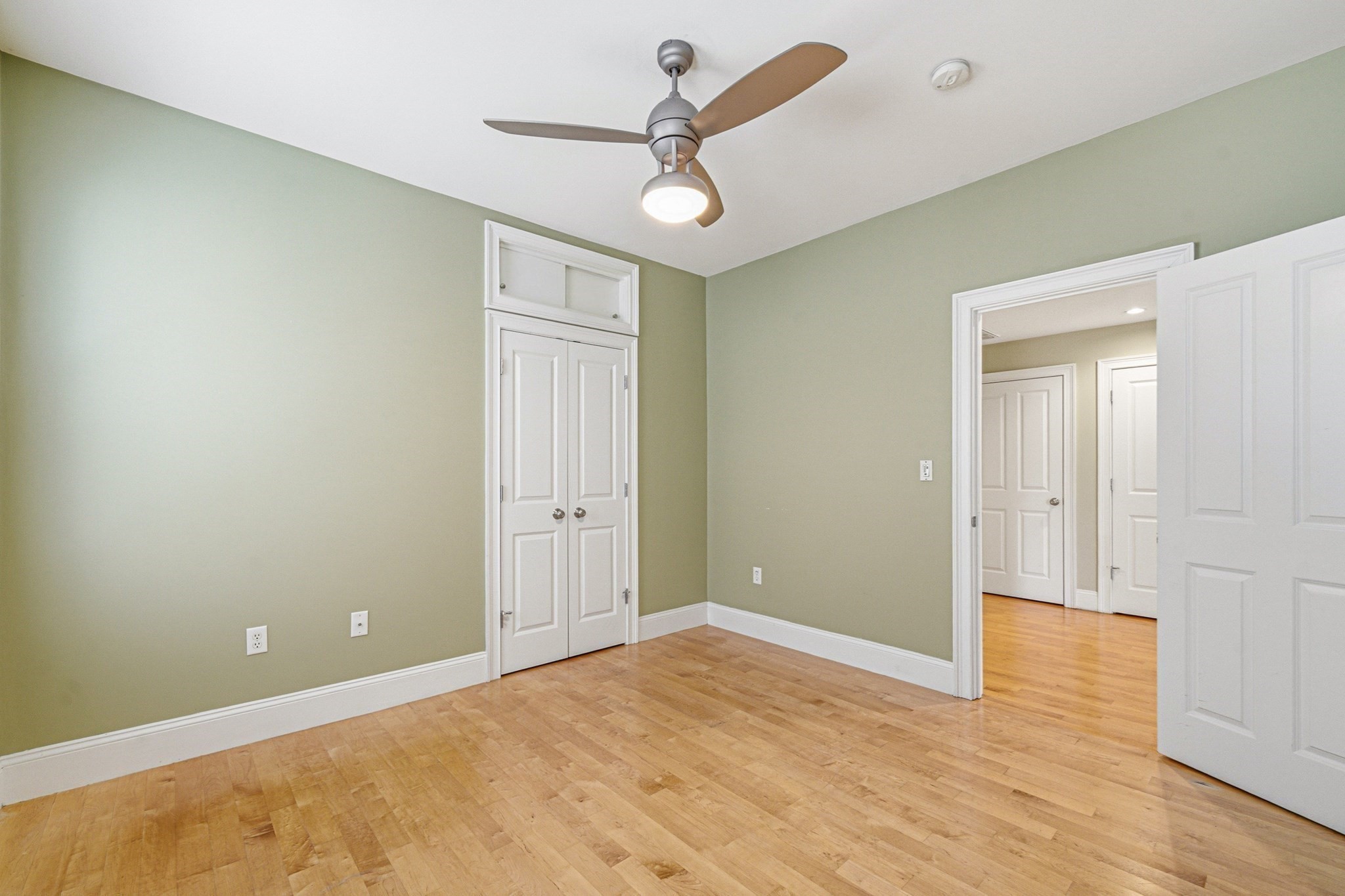 5 Mount Vernon St # 2