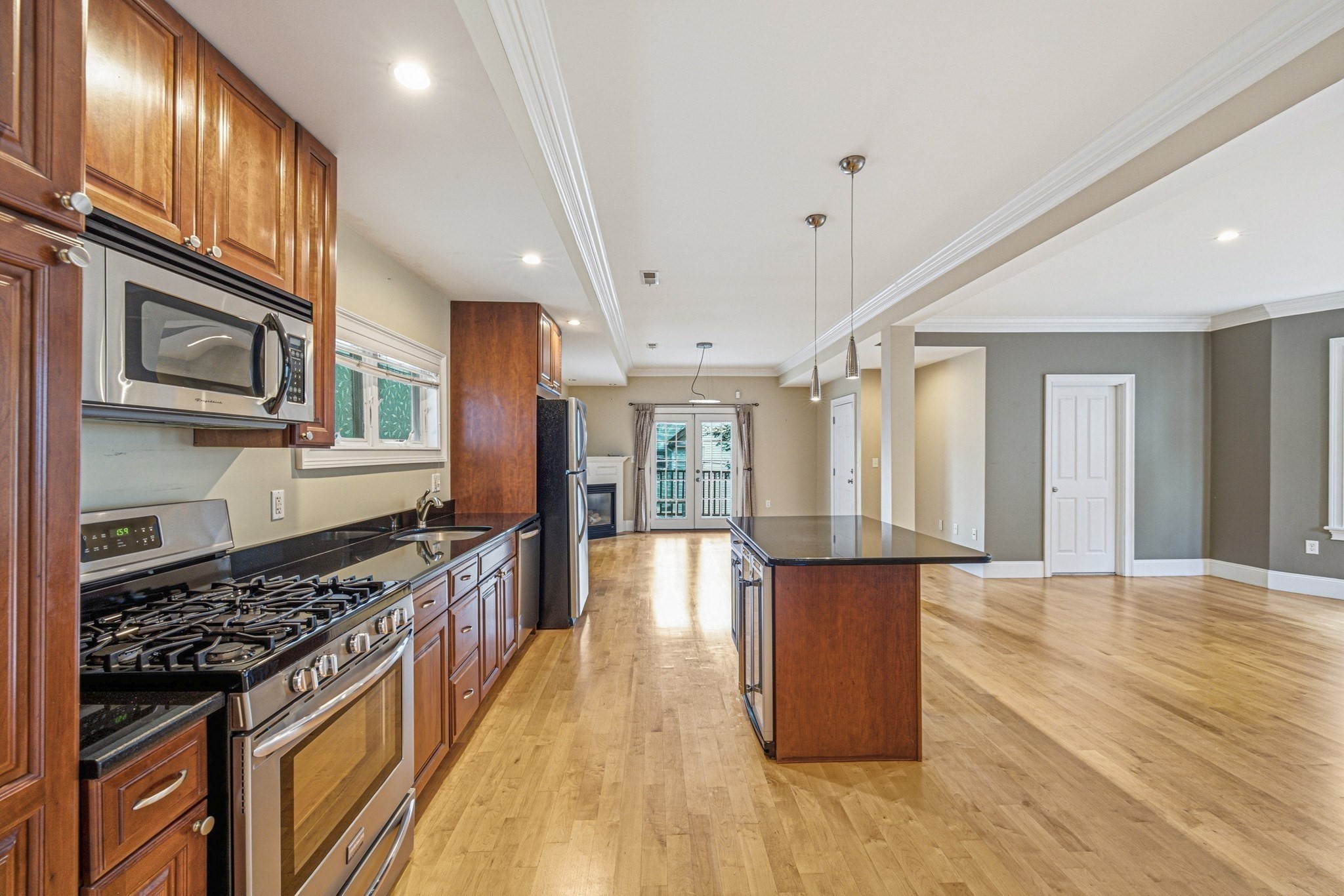 5 Mount Vernon St # 2