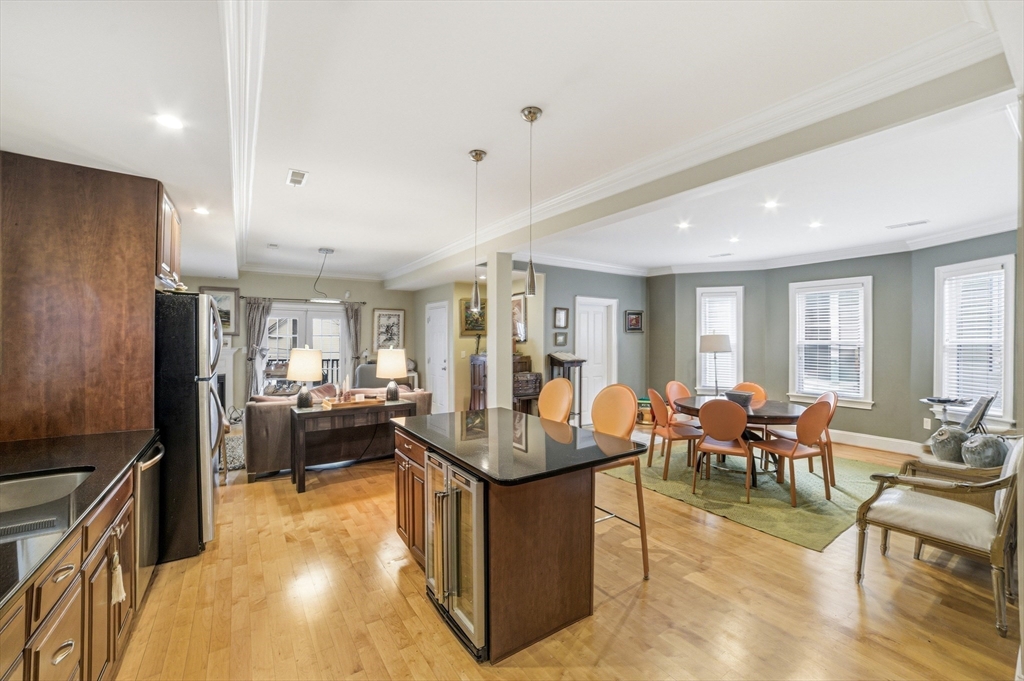 5 Mount Vernon St # 2