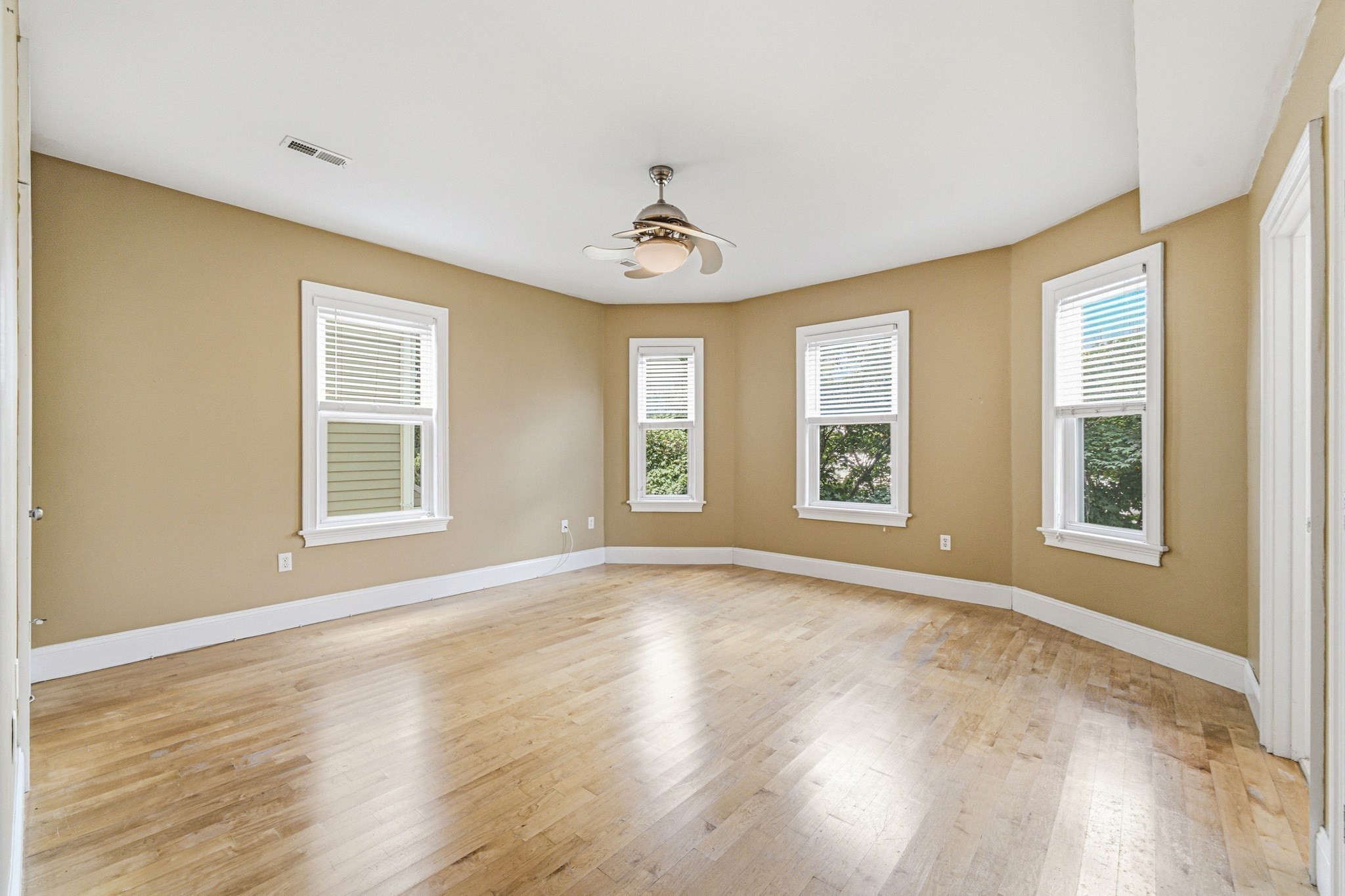 5 Mount Vernon St # 2