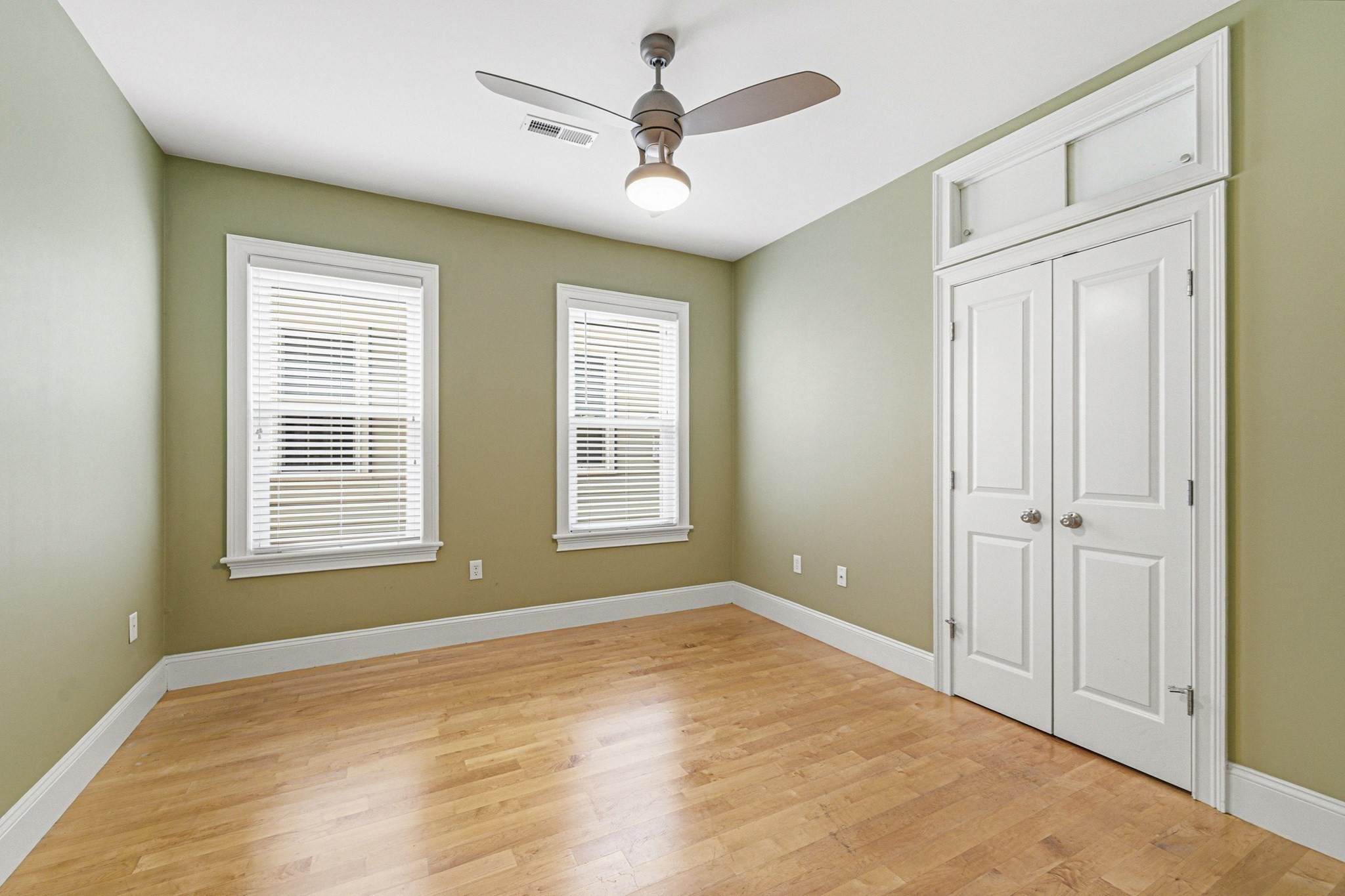 5 Mount Vernon St # 2