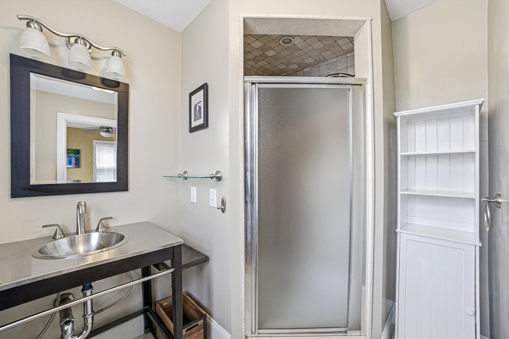 5 Mount Vernon St # 2