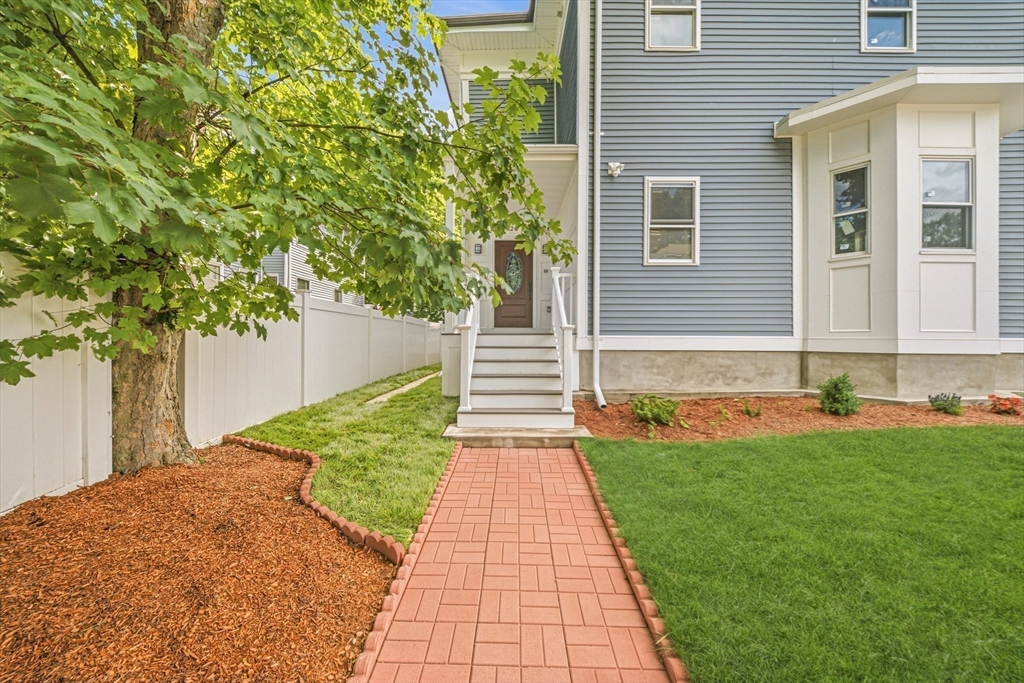 20 Wentworth St