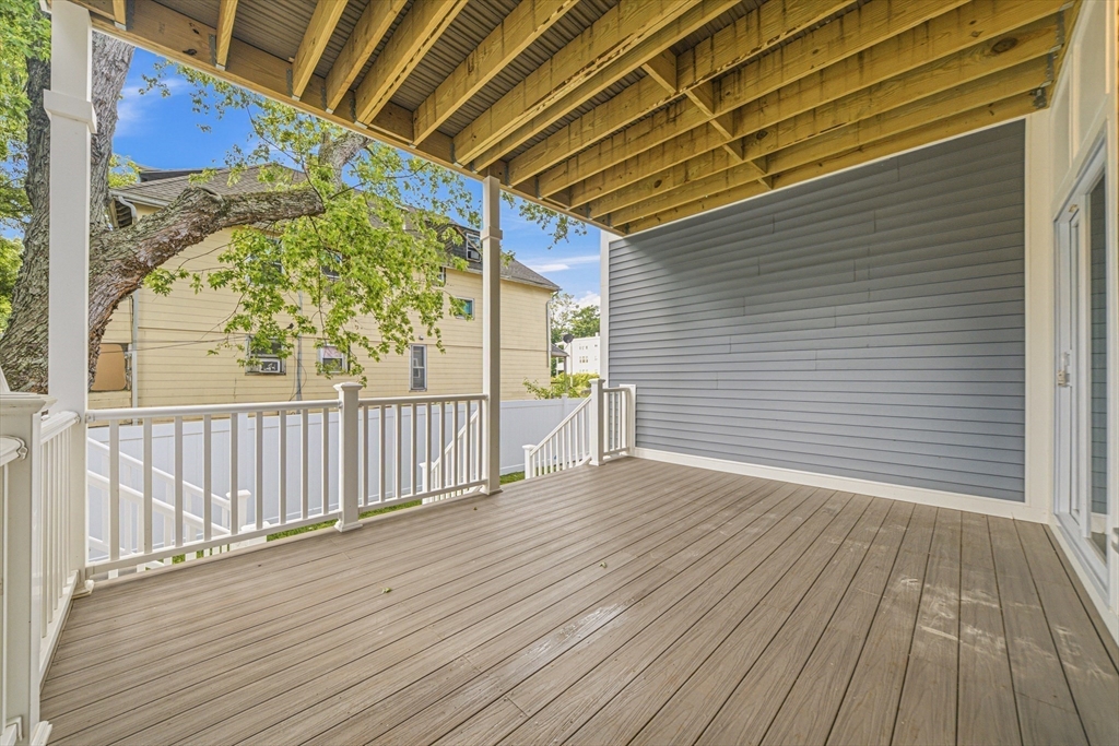 20 Wentworth St