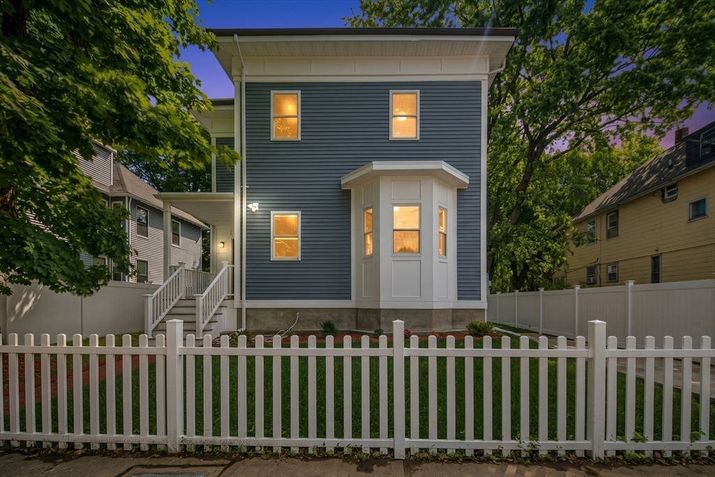 20 Wentworth St