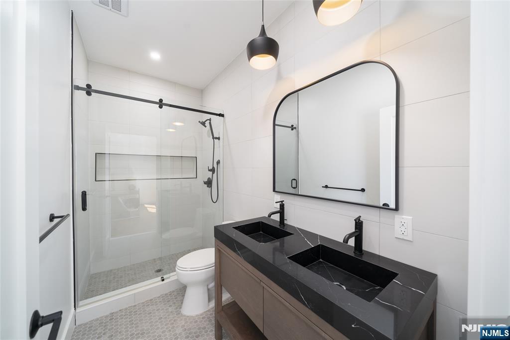 67 Virginia Avenue 2