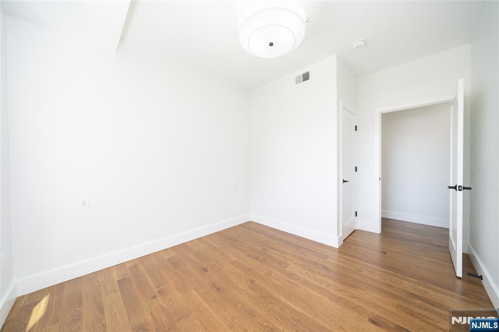67 Virginia Avenue 4