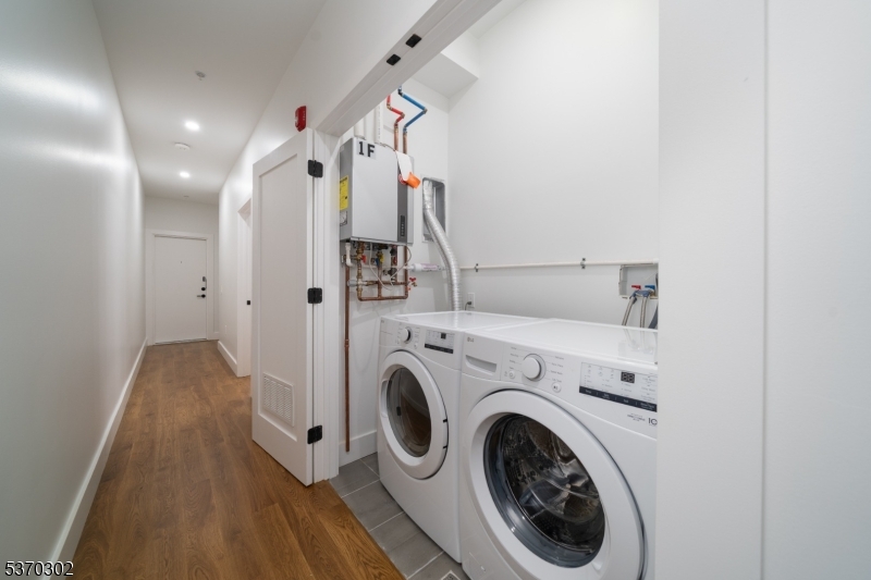 67 Virginia Avenue, Apt 1