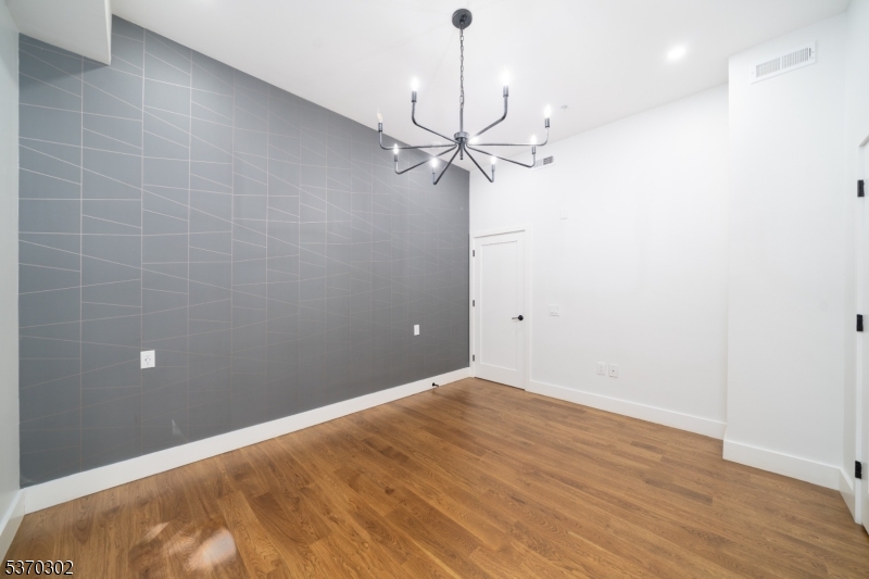 67 Virginia Avenue, Apt 1