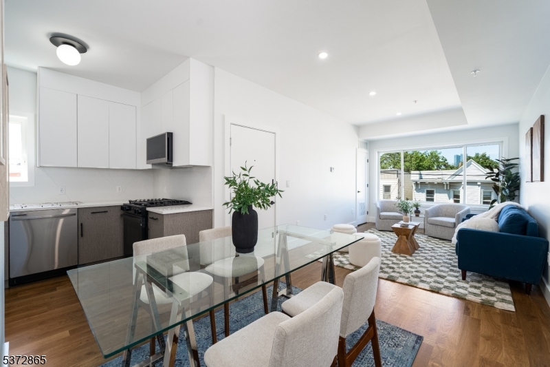 67 Virginia Ave 3