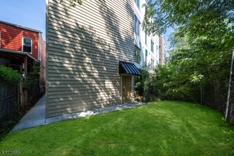 67 Virginia Ave 3