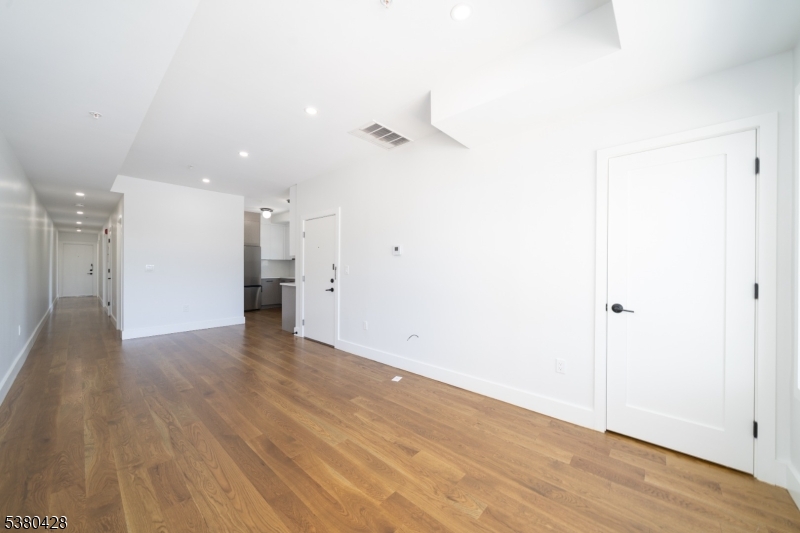 67 Virginia Ave 4