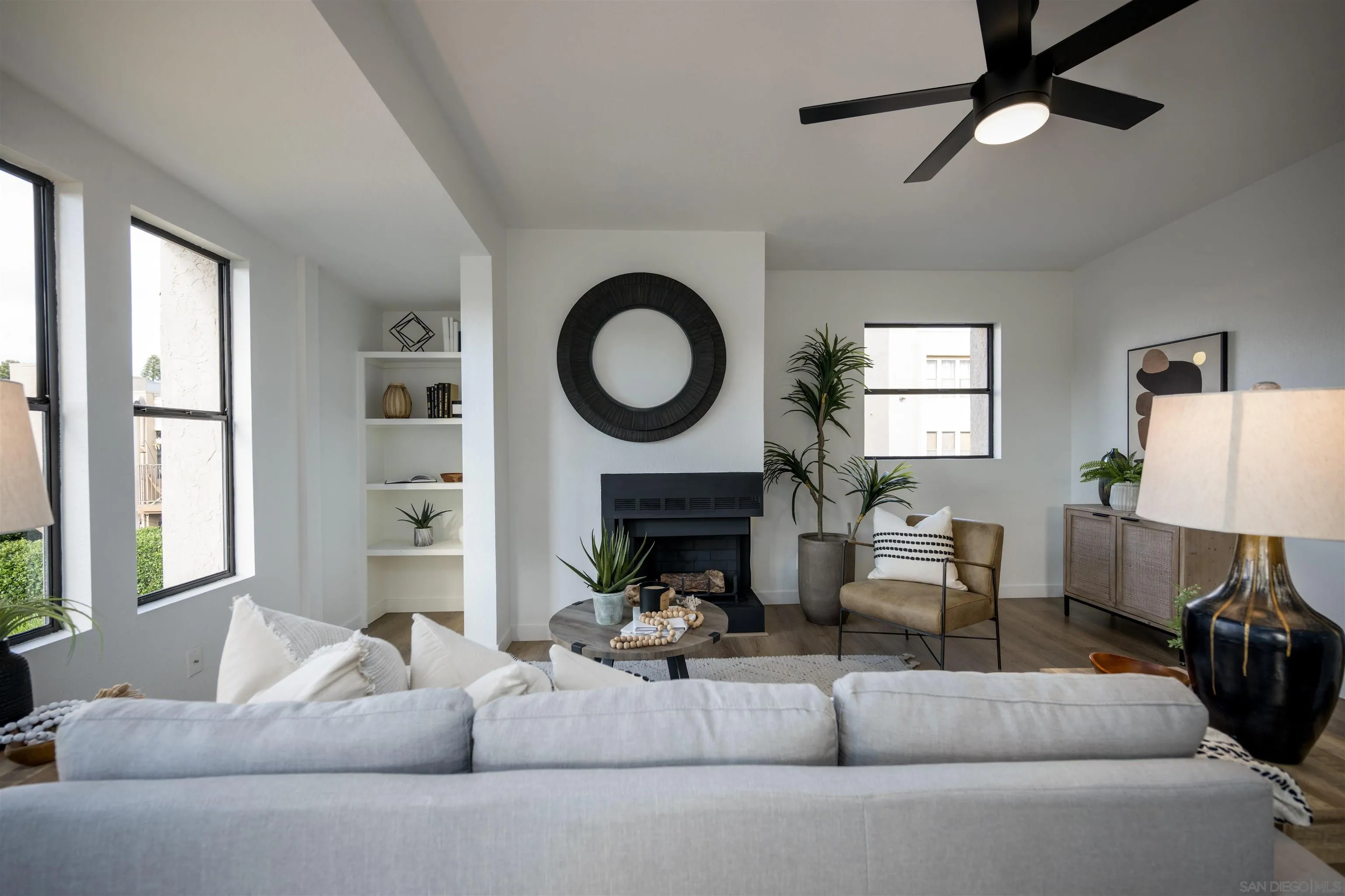 1748 Via Las Palmas Unit 20