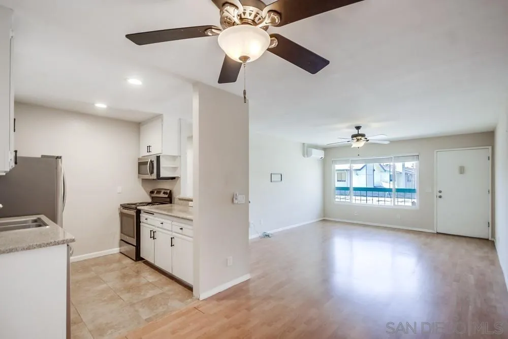 12716 Lakeshore Dr Unit L