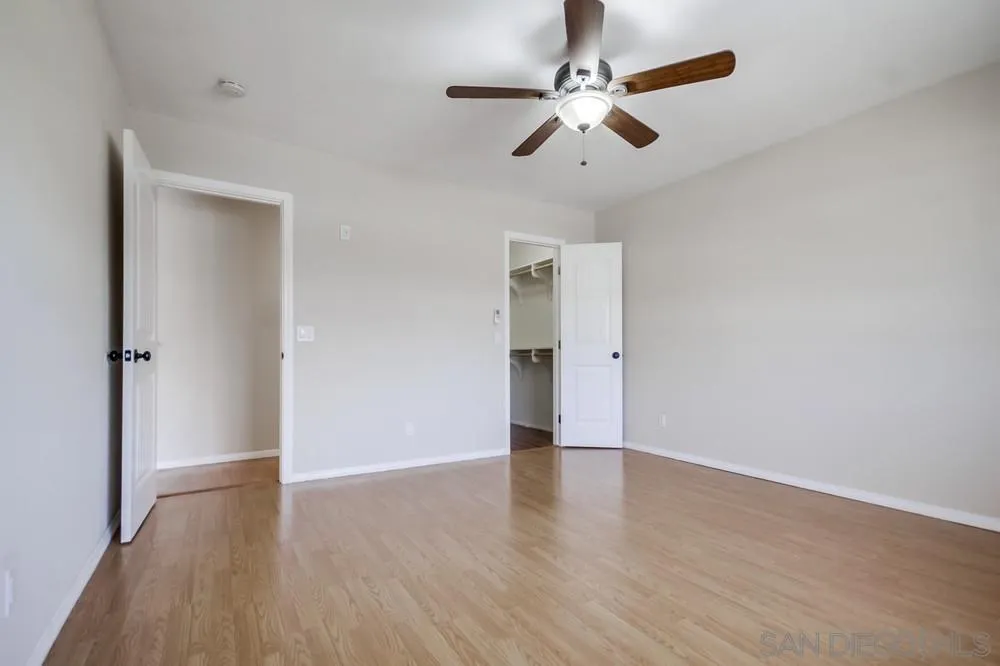 12716 Lakeshore Dr Unit L