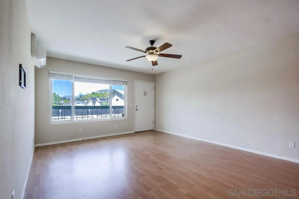 12716 Lakeshore Dr Unit L