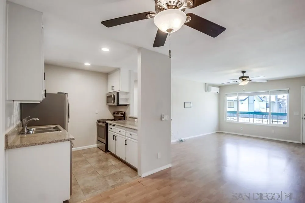 12716 Lakeshore Dr Unit L