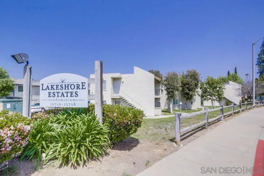 12716 Lakeshore Dr Unit L