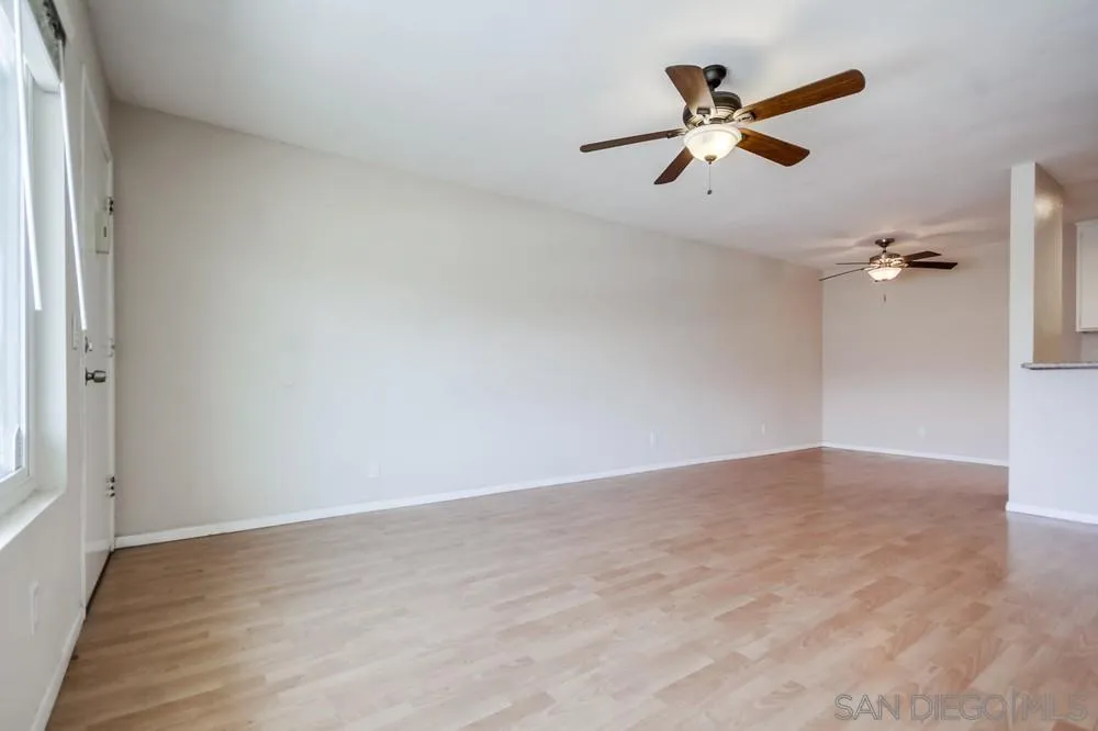 12716 Lakeshore Dr Unit L