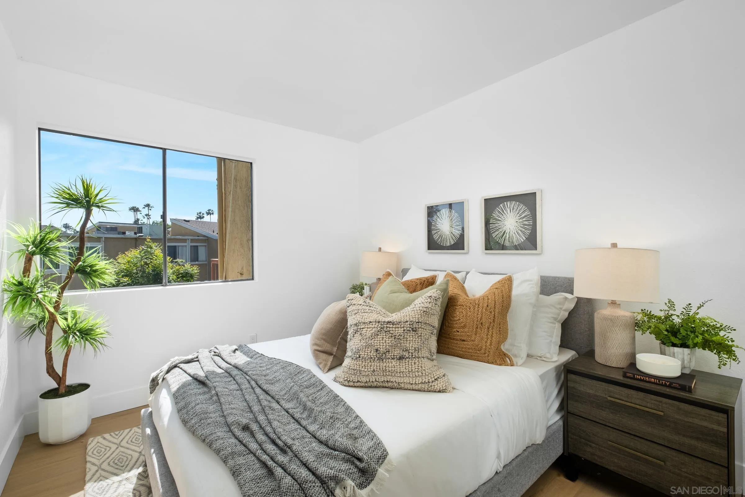 475 N Midway Dr Unit 214