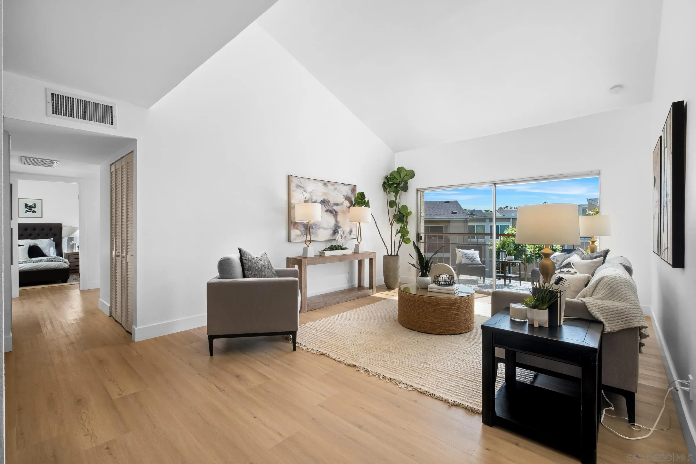 475 N Midway Dr Unit 214