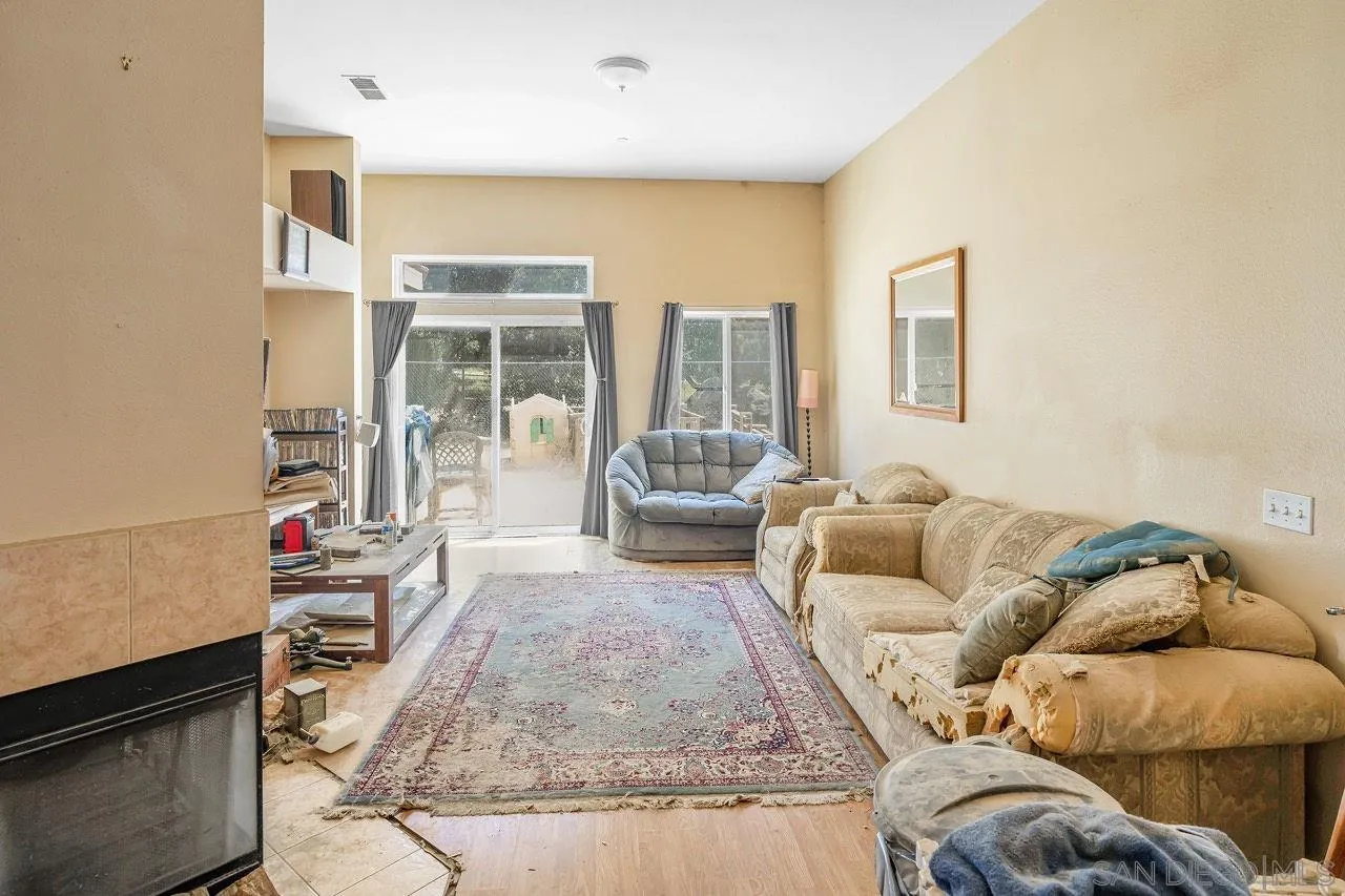 32452 Evening Primrose Trl