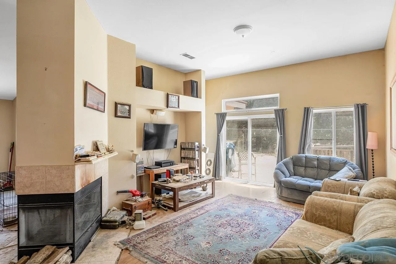 32452 Evening Primrose Trl