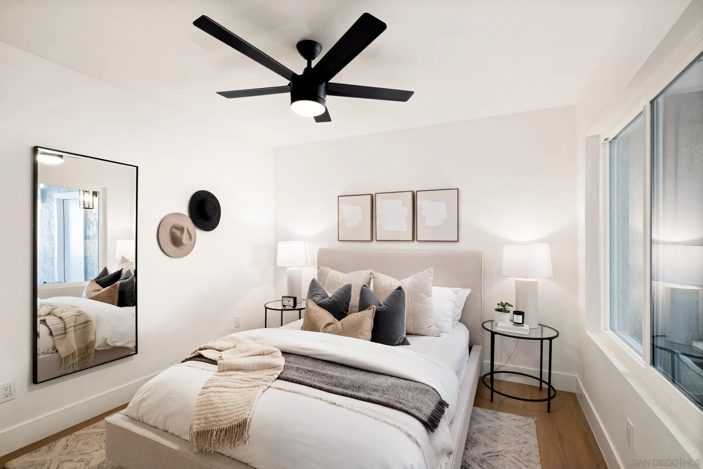 1527 Camino Linda Dr