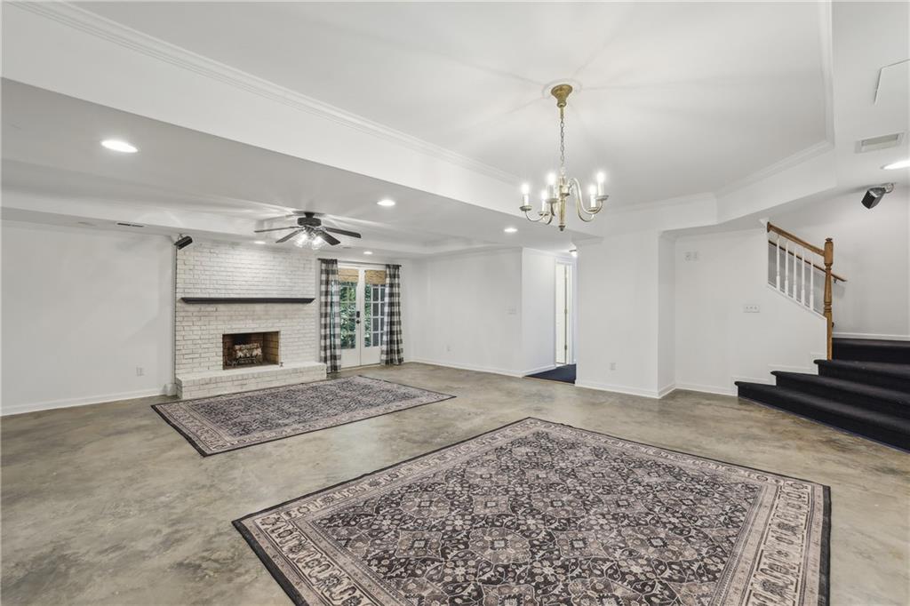 11665 Mountain Laurel Drive