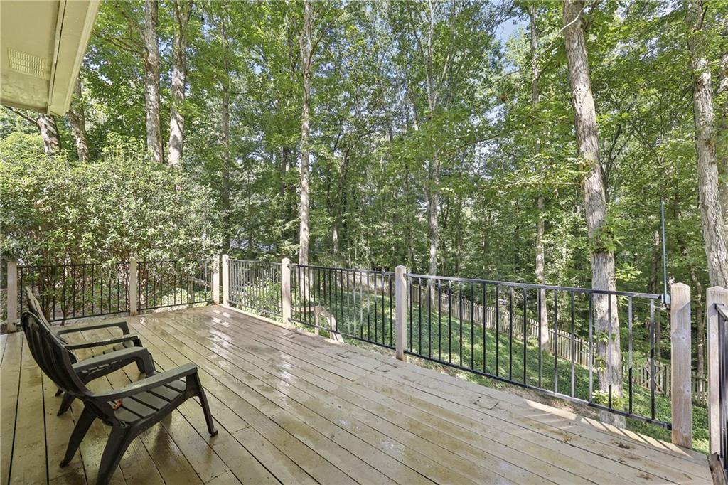 11665 Mountain Laurel Drive