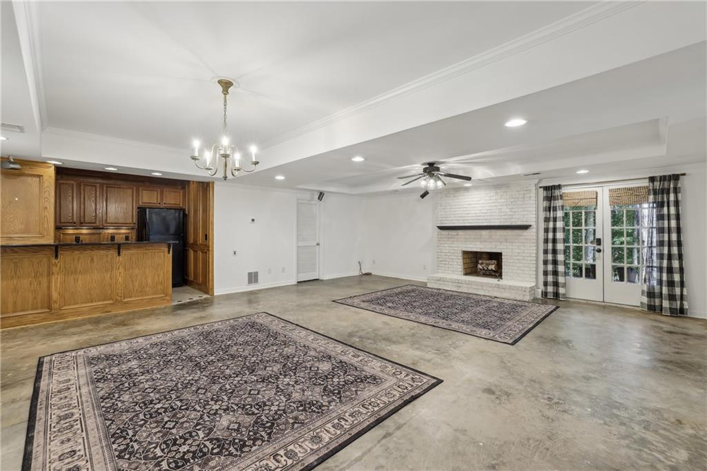 11665 Mountain Laurel Drive