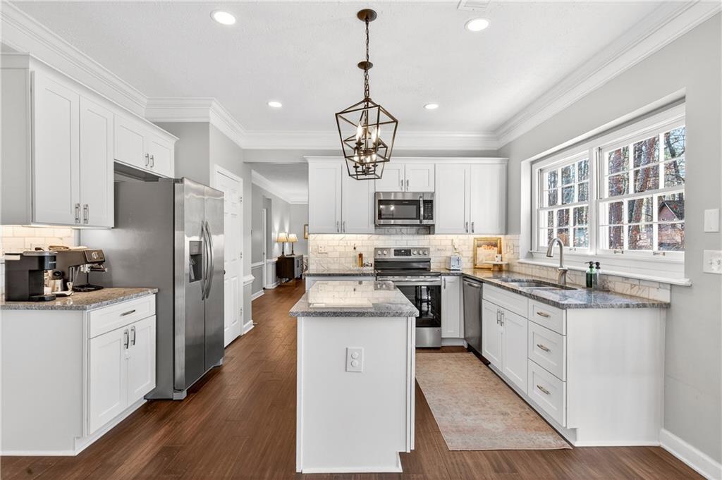 1080 Barrington Landing Court